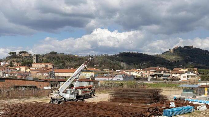 Via alle opere preparatorie per il cavalcaferrovia carrabile