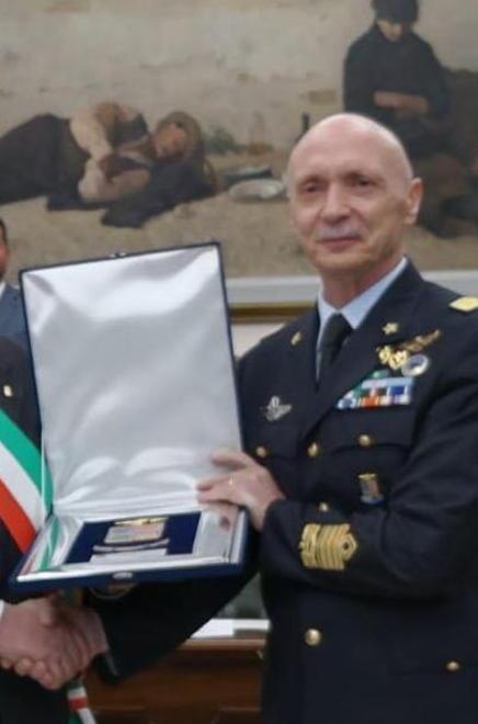 Vecciarelli contagiato Gli auguri della Difesa