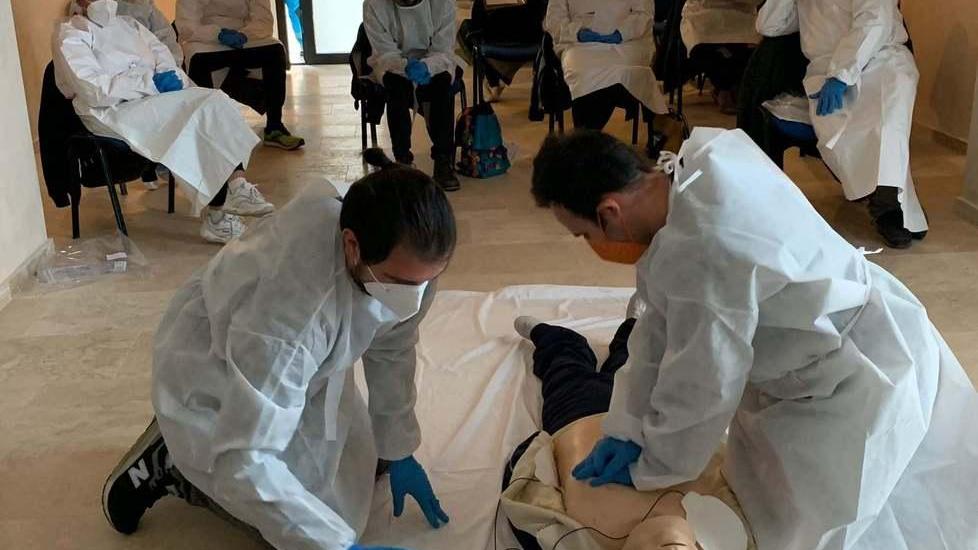 Corsi di rianimazione per gli operatori “laici” «Così salveremo vite»
