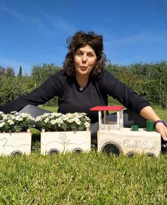Muore a 48 anni Monica Cecchi il sorriso del carro di Albinia 