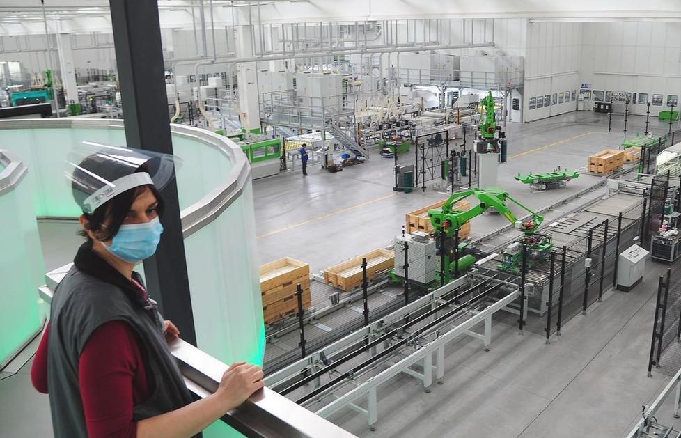 Moda, calano le industrie Flessione per la ceramica 