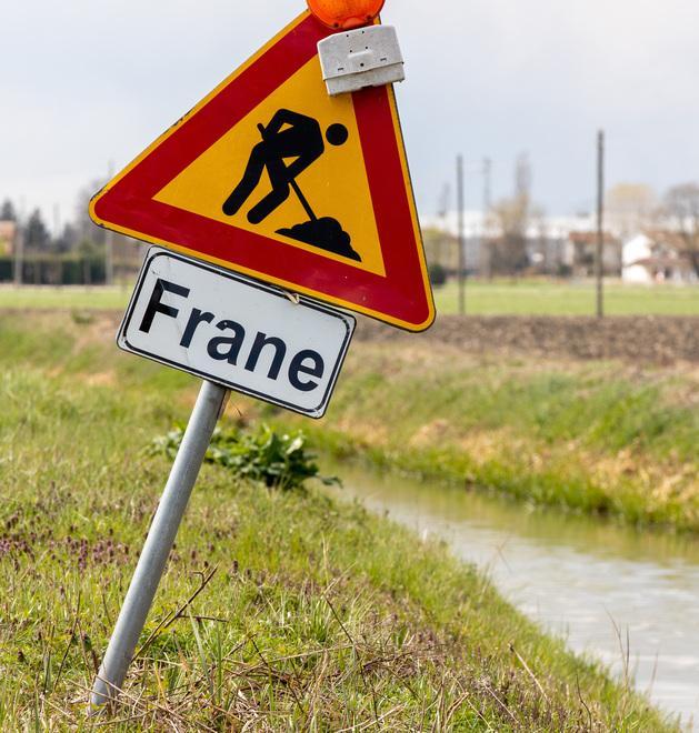 Una frana di 500 metri sulla strada provinciale 22