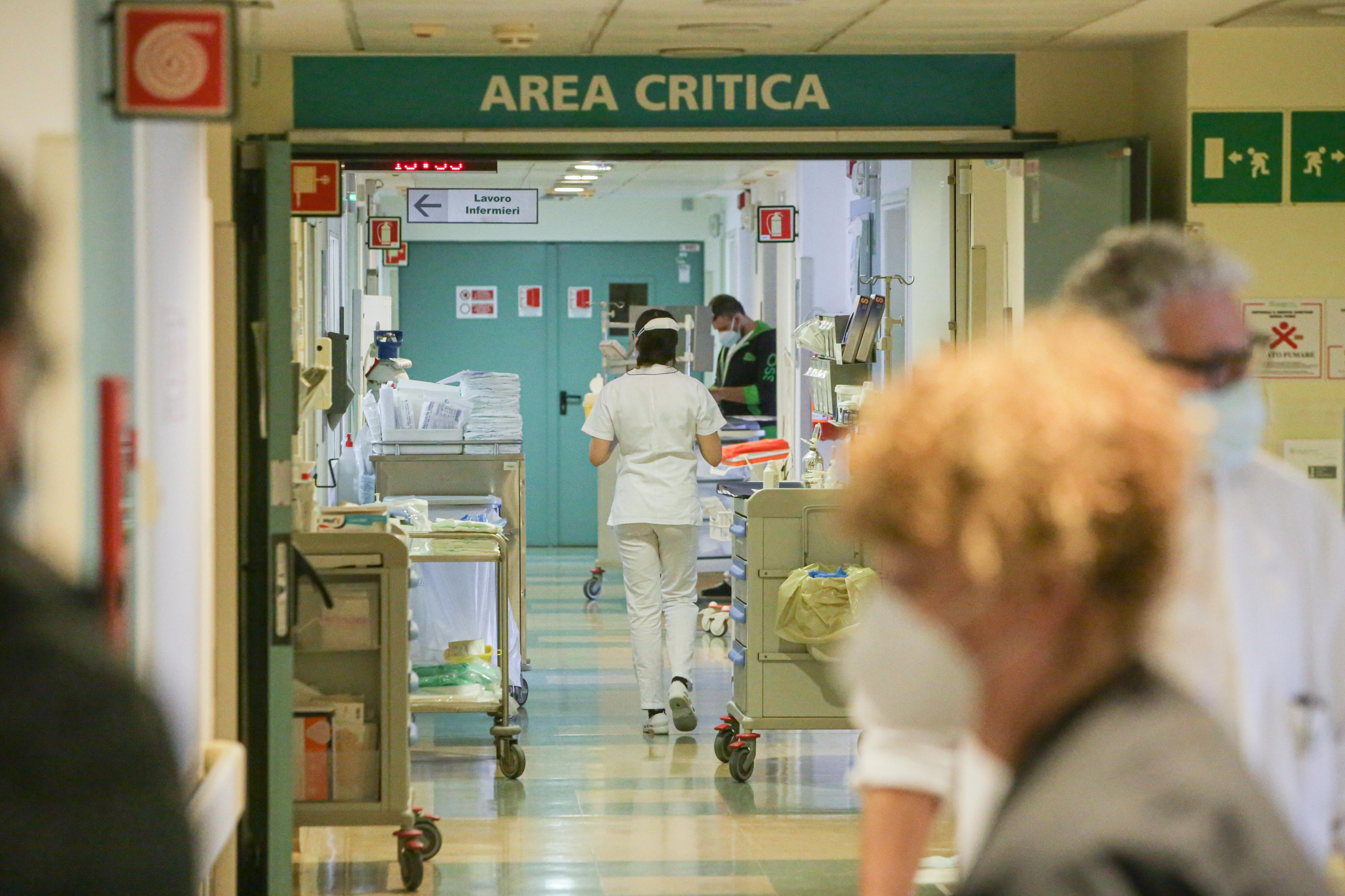 Covid, aggiornamento sabato 31 luglio. A Modena 67 casi, in regione sono 700