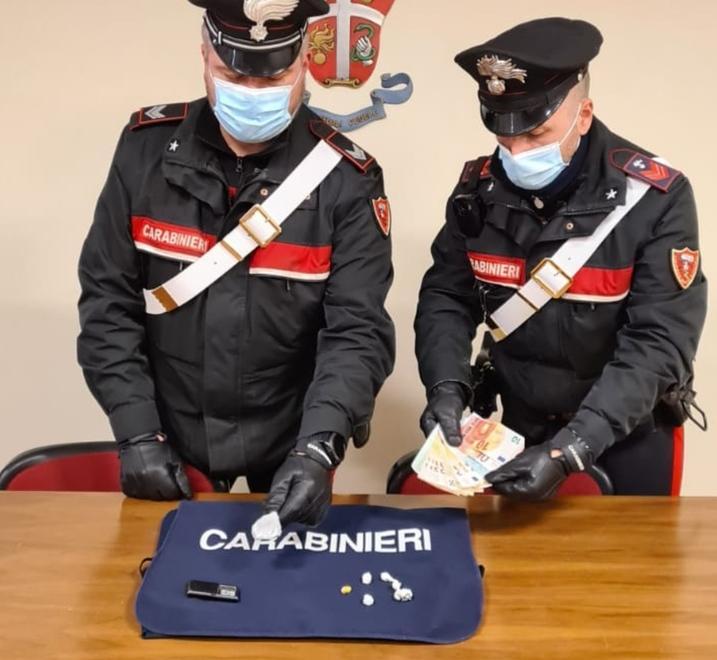 Effetto lockdown, fra i reggiani aumenta l’utilizzo di droghe 