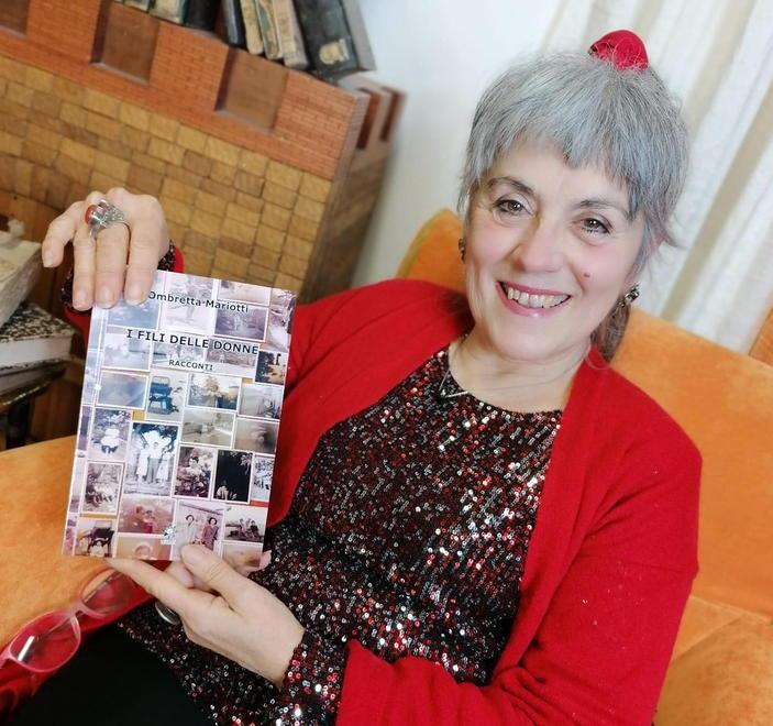 Mariotti con “I fili delle donne” ospite della Società Operaia 