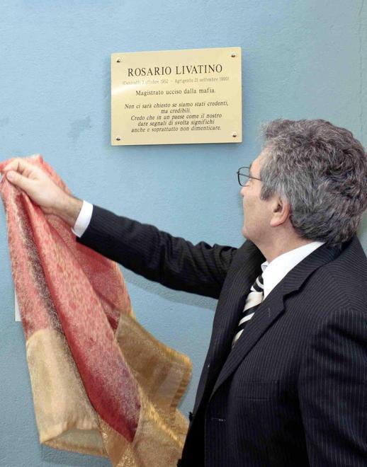 In ricordo di Livatino Il giudice ragazzino ucciso dalla mafia 