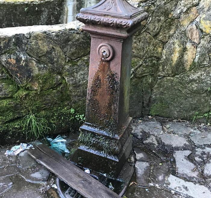 Vandali alla fontana Cristallo Roberta Dei chiede interventi 