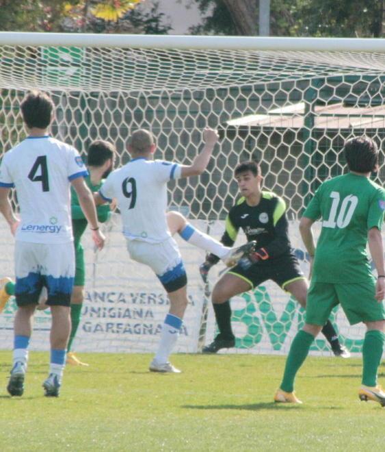 Pro Livorno Sorgenti in giornata storta A Forte dei Marmi alza bandiera bianca 