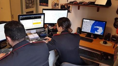 Raffica di truffe via internet Denunciate cinque persone