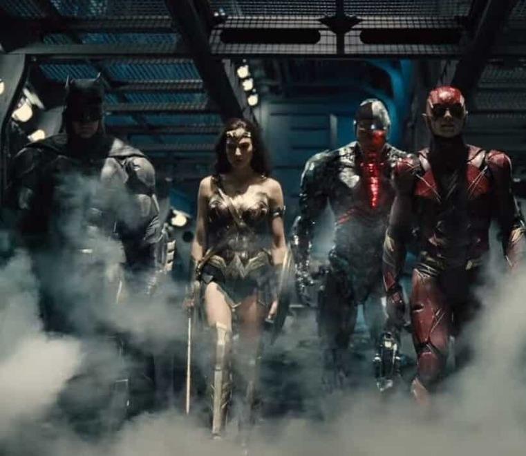 Zack Snyder rilegge “Justice League” fra epica mitologica e toni cupi 