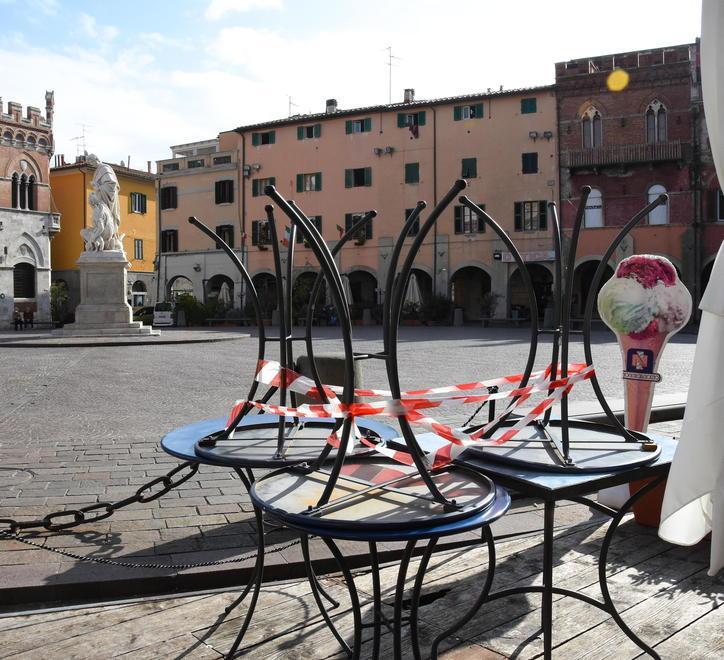 Superata la soglia di rischio, la Toscana a un passo dalla zona rossa 