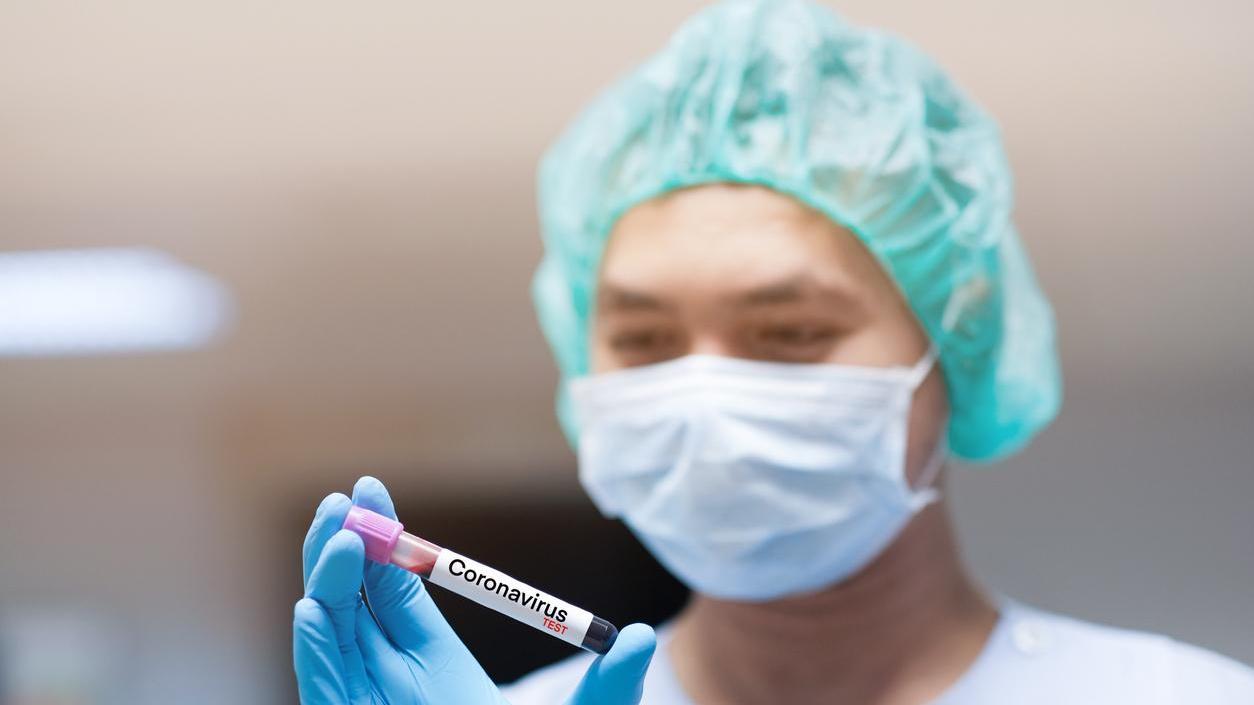 Covid, 129 contagiati e altri sei decessi a Prato