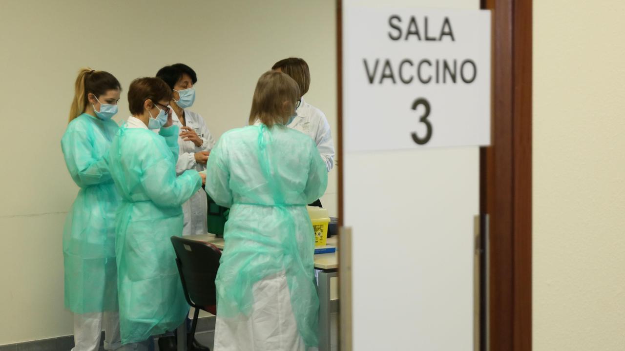 Coronavirus, in provincia di Reggio Emilia due morti e un nuovo ricoverato in Rianimazione