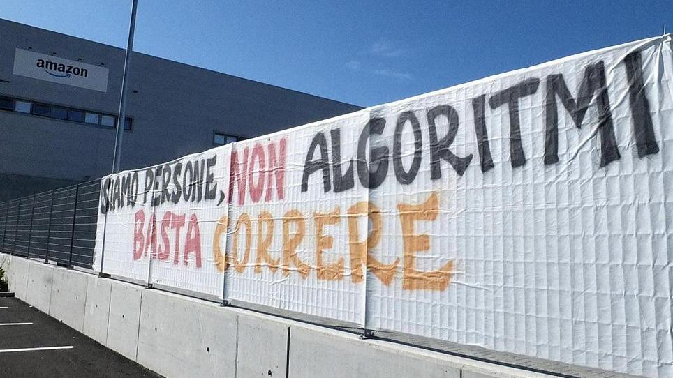 «I pacchi più tutelati di noi che li dobbiamo recapitare»