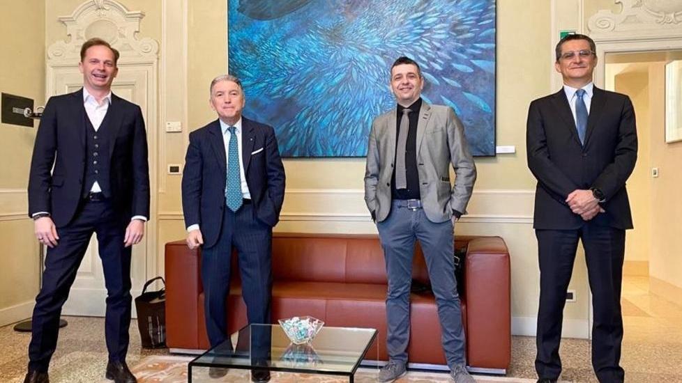 Polo Digitale fa shopping e acquista Keros Digital
