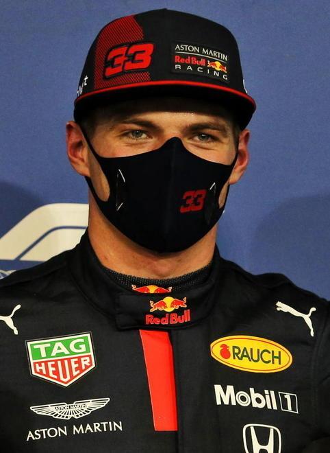 Verstappen infiamma la sfida con Hamilton 