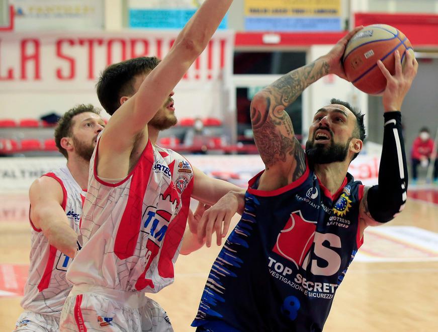 Scafati e l’uragano Thomas sulla strada della Top Secret 