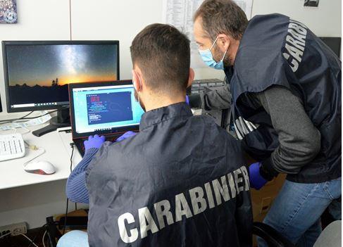 Truffe agli anziani, denunciate due donne