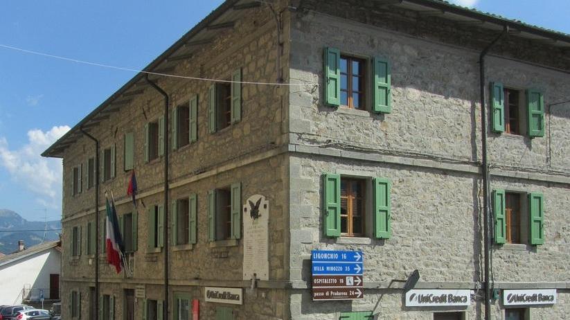 Ventasso, ora chiude anche la banca di Busana «Un nuovo colpo contro i nostri sforzi»