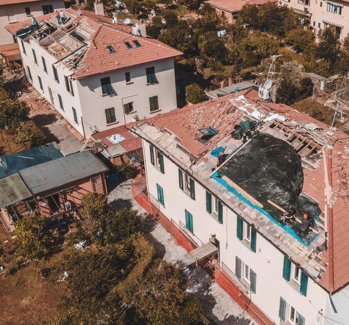 «Chicchi di grandine come sassi e mio nipote sbalzato dal vento» 