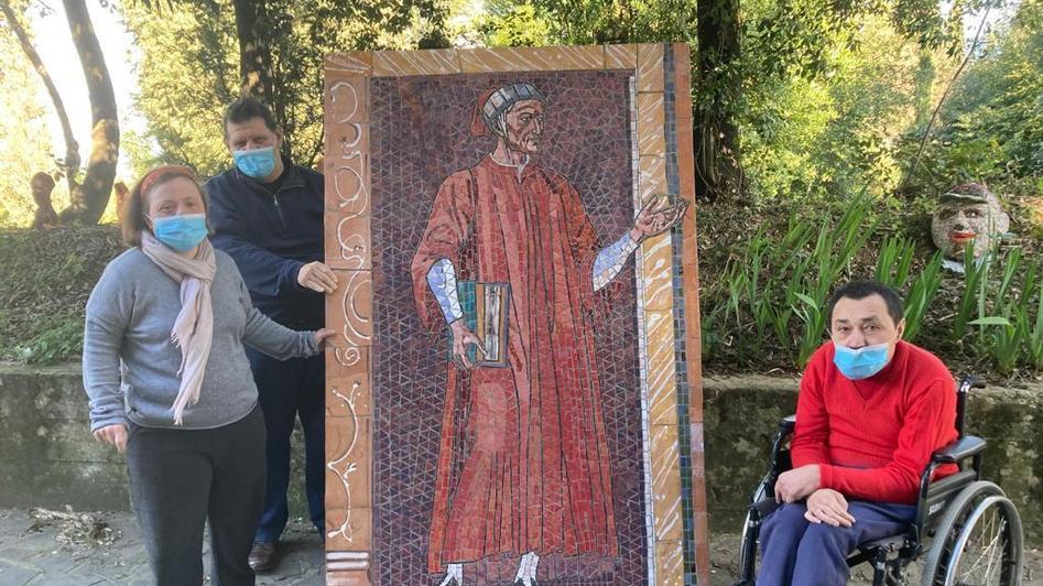 In dono al Comune il mosaico di Dante del Centro di Cerbaiola