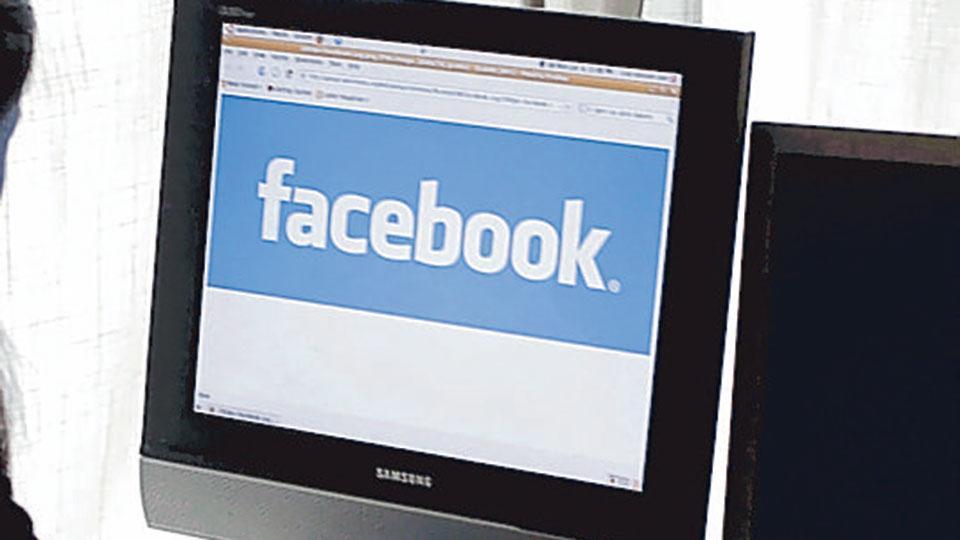 Esortò su Facebook a investire i ciclisti: 42enne finisce a giudizio