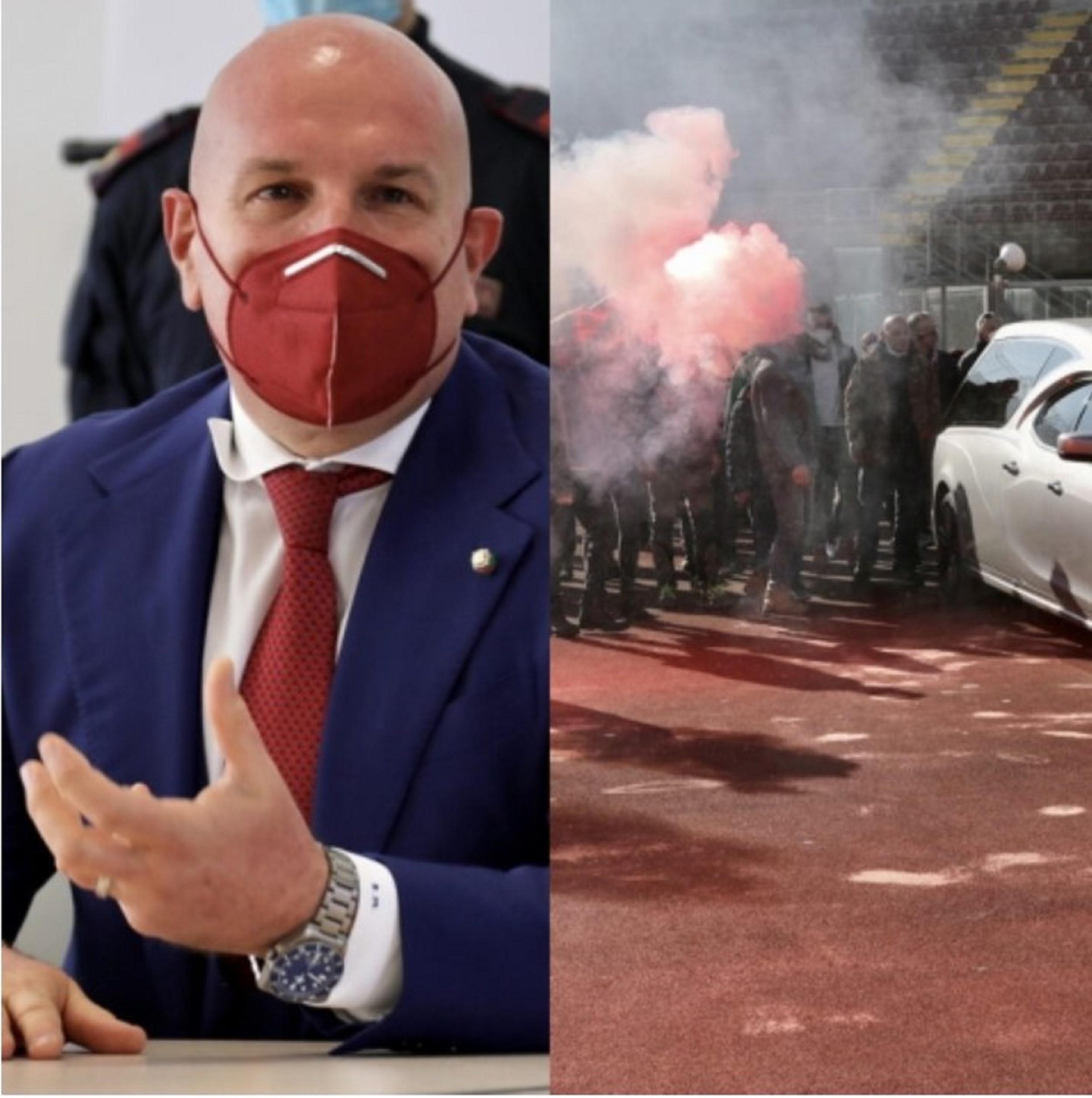 A sinistra il questore di Livorno, Roberto Massucci, a destra un'immagine del funerale allo stadio (foto Dario Marzi)