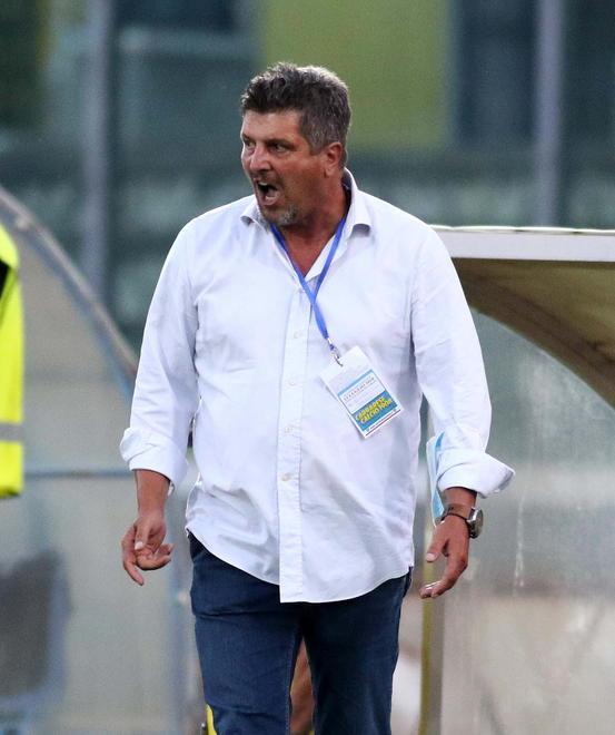 Baldini ha guidato l’allenamento nel ritiro di Coccaglio, testa alla Pergolettese 