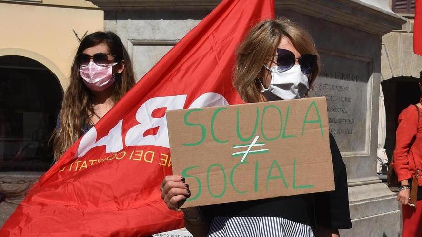 Domani il presidio della scuola contro la didattica a distanza