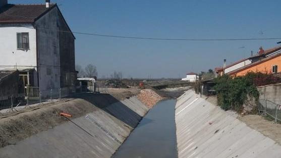 Rifatte le due sponde del canale Naviglio