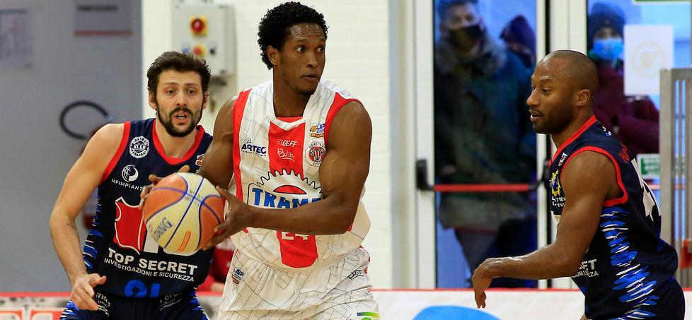 Moreno dirige la grande orchestra Tramec «E l’obiettivo salvezza è sempre più vicino» 