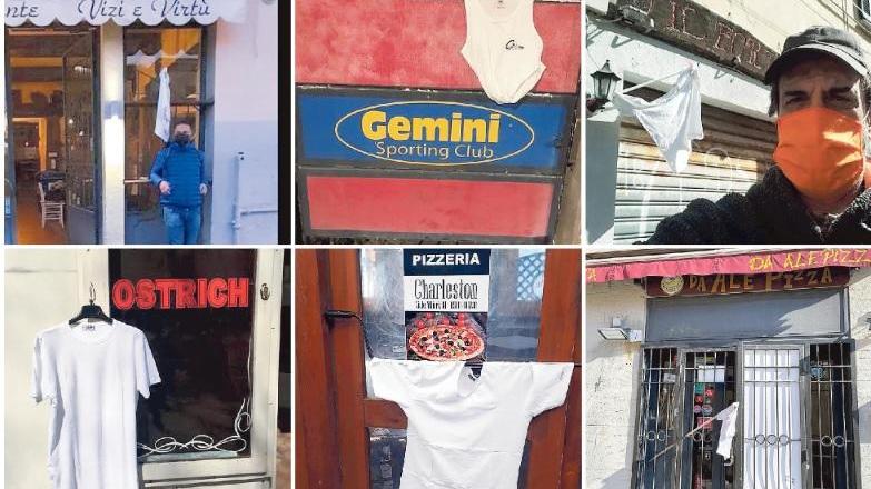 Una maglietta bianca sulle attività chiuse a Livorno: «Senza soldi e futuro, siamo abbandonati»