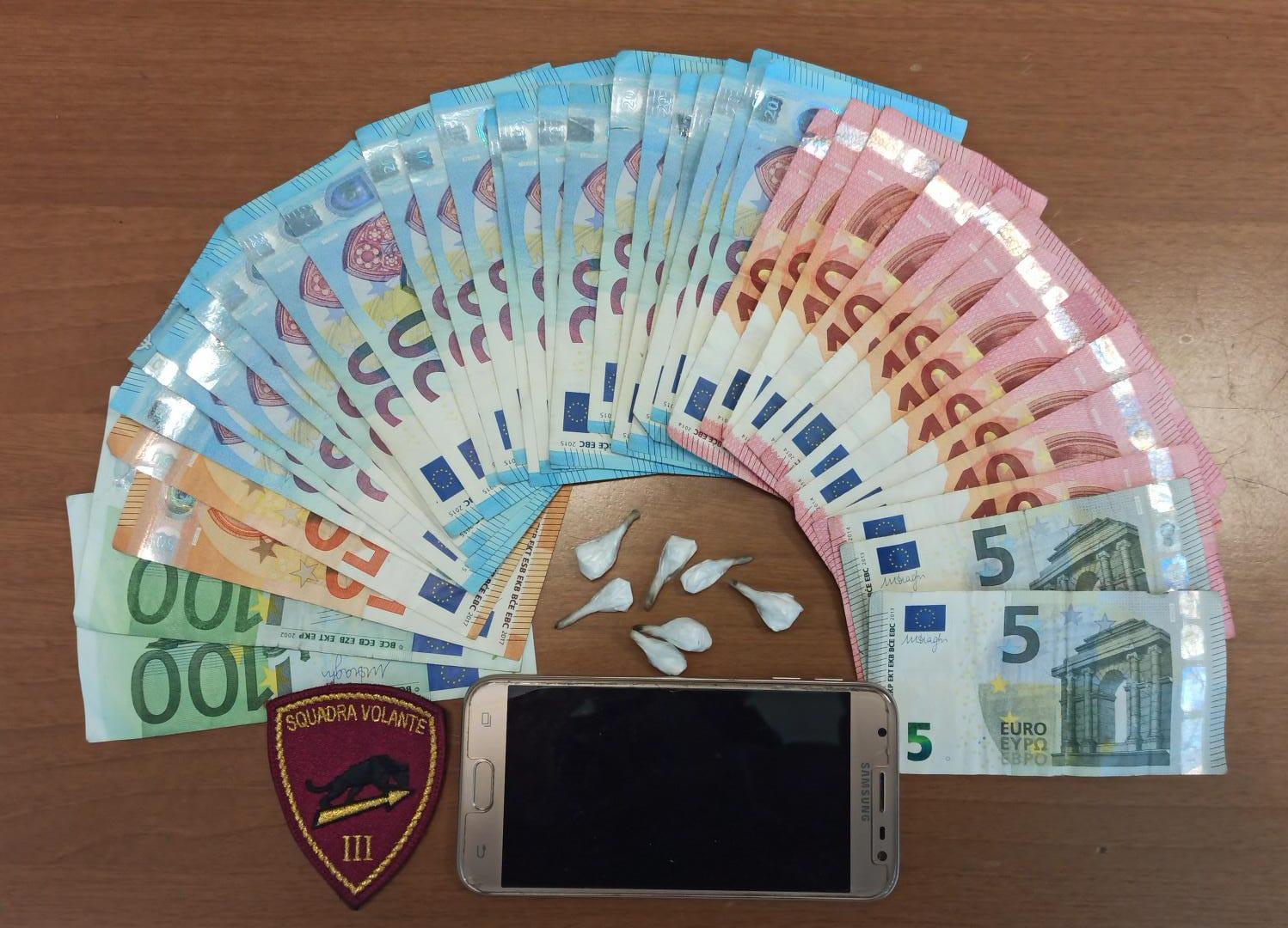 Preso con la cocaina in piazza Garibaldi: denunciato, ora sarà espulso 