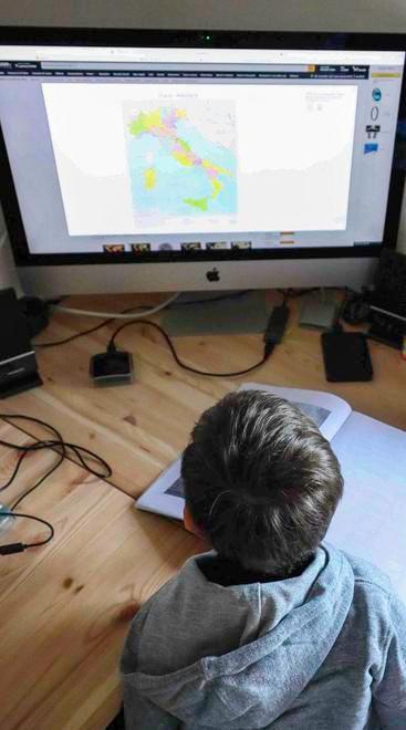 Senza linea internet da due mesi, impossibile fare lezione 