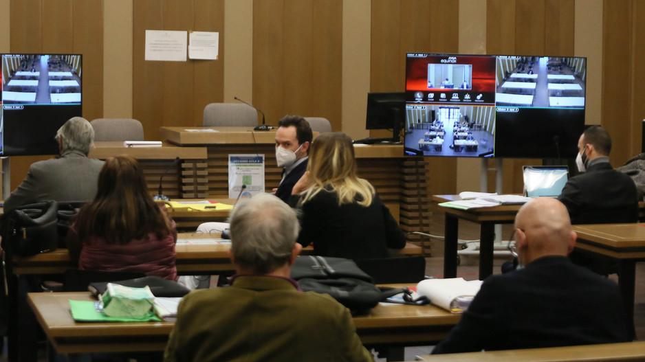 Affidi, è duro scontro sulle intercettazioni e sui verbali mancanti