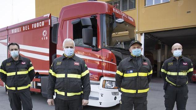 Schianto in via Emilia ferito un motociclista