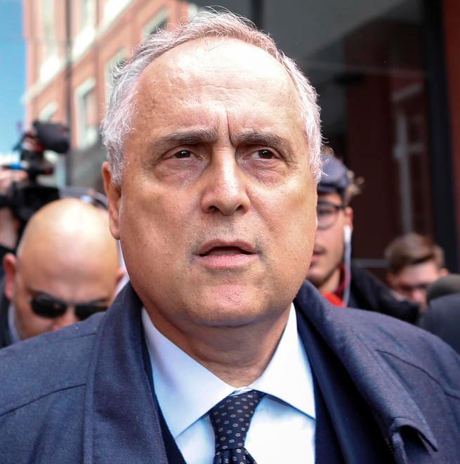 Caso tamponi, paga Lotito Sette mesi di inibizione, nessuna sanzione alla Lazio
