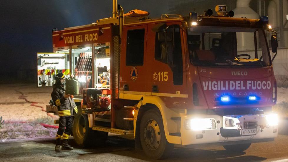 I vigili del fuoco da Cento, Bondeno Ferrara e Bologna