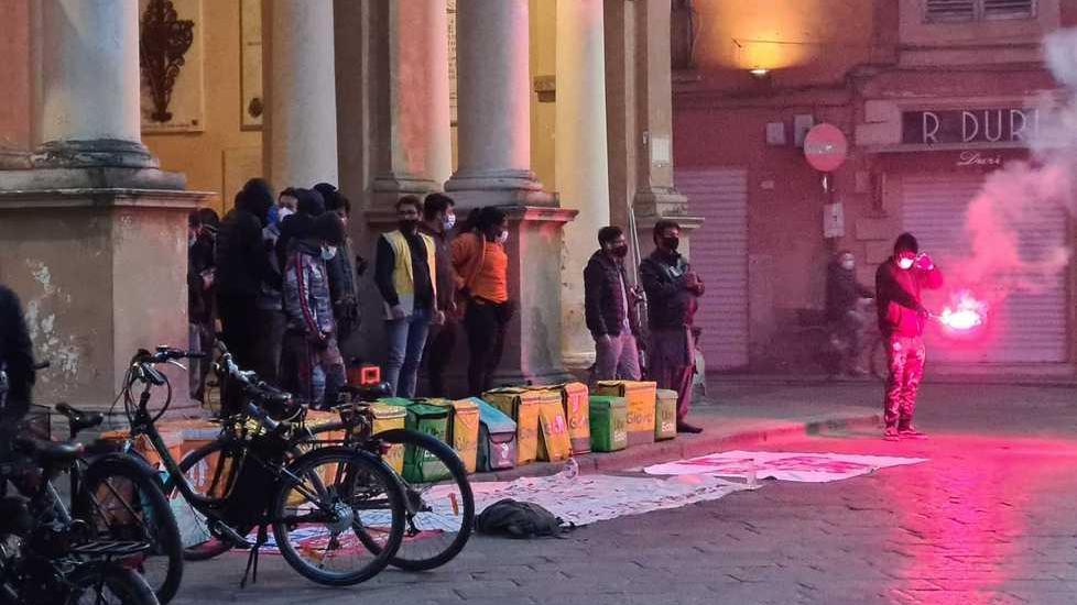 Sciopero dei riders in città