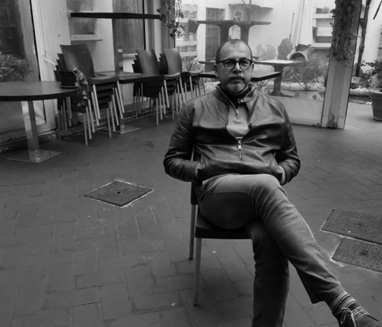 Fabio Raso nel suo ristorante Santopalato, costretto alla chiusura: l'immagine è stata pubblicata sulla pagina Facebook del noto imprenditore