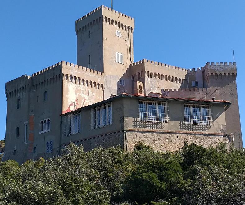 Il Castel Sonnino apre a tutti, i proprietari: «Vogliamo che diventi un luogo vivo per la città»