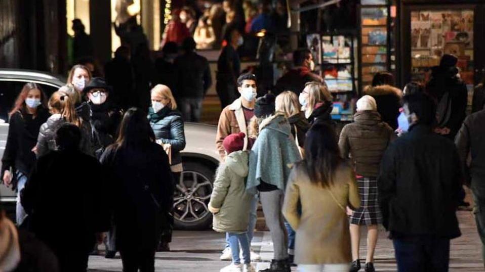 Regolamento negozi: l’opposizione chiede di sospendere tutto