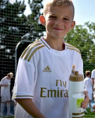 I galattici del Real a Forte dei Marmi per insegnare calcio ai bimbi