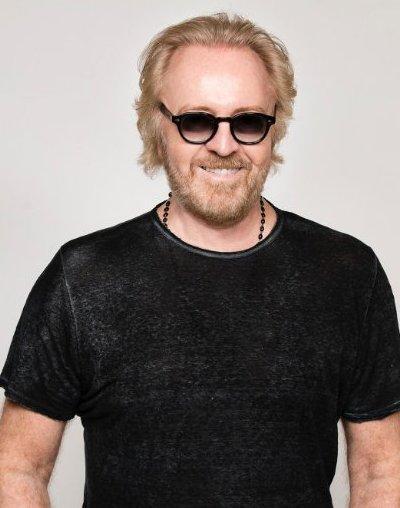 Umberto Tozzi in concerto online «Lo faccio per aiutare i miei musicisti» 
