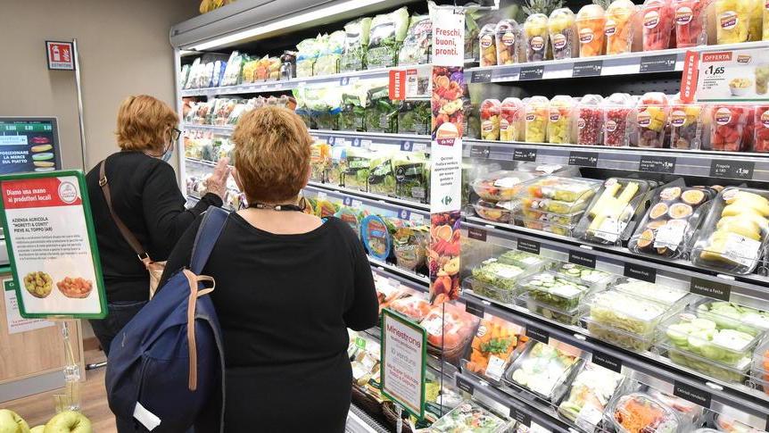 Donna arrestata dopo un furto al supermarket