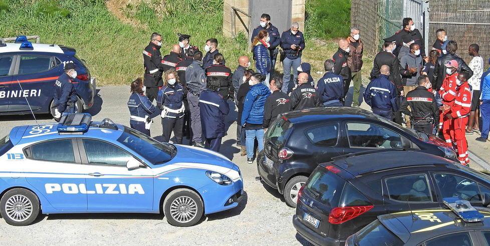 «Ha fallito il sistema di accoglienza» La sinistra invita alla mobilitazione 
