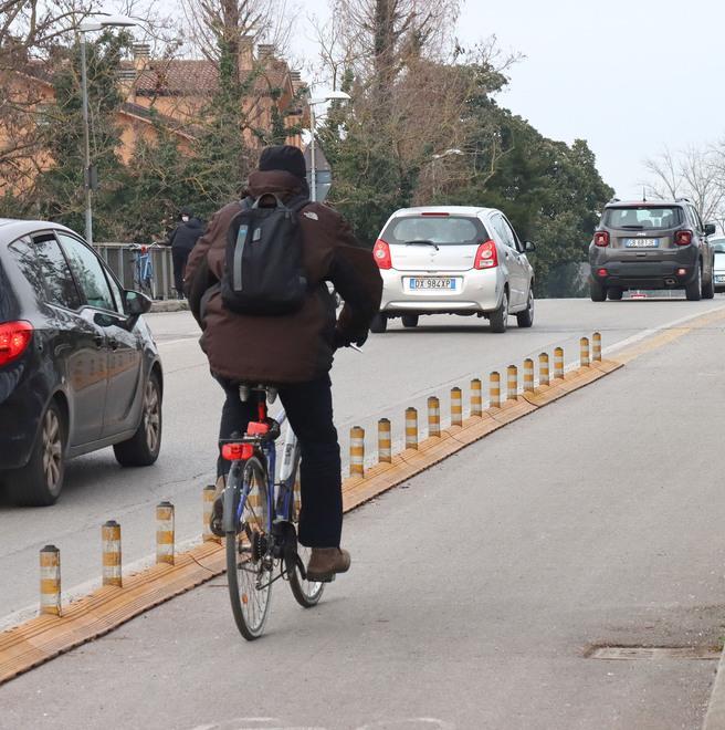 In ospedale con la bici Anche il Sant’Anna aderisce a “bike to work”