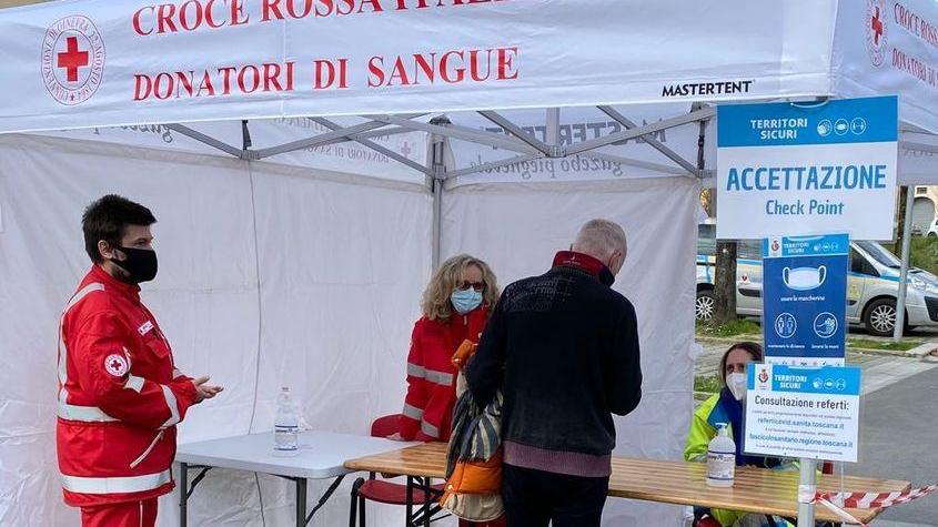 L’amaro destino del popolo dei volontari: «Tanti attendono ancora la vaccinazione»