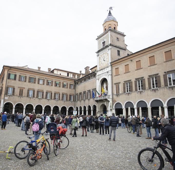 Più controlli per la Pasqua nel Modenese, il prefetto: «Rigore con buon senso» 