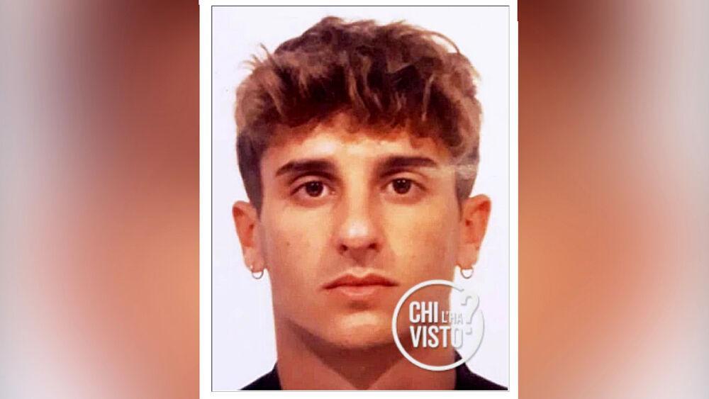 Sassuolo Controlli in camera e nell’auto di “Alle”: dai genitori dettagli agli agenti 